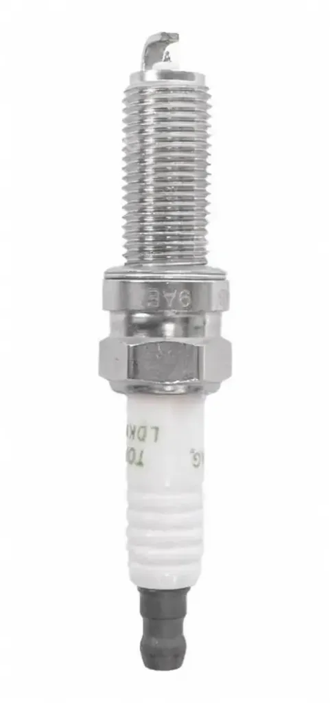 [T8010RC / LDK8RTIP] BUJIA LDK8RTIP PUNTA PLATINO TIGGO 7 / TIGGO 7 PRO/ TIGGO 8 /T15 / T1E / T18