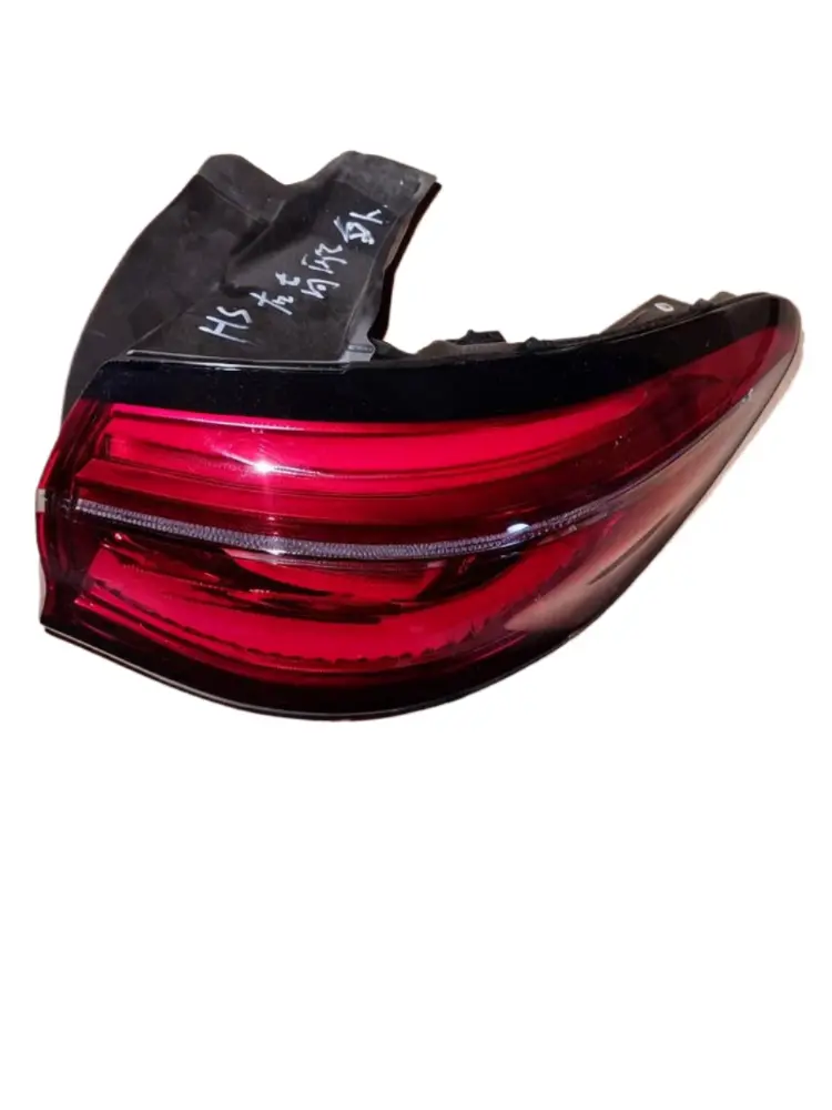 [MH024RC / 10420734] FOCO TRASERO DER (EXTERIOR) MG HS 1.5 TURBO0